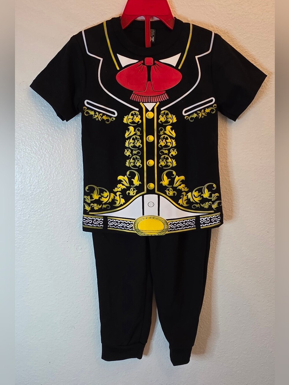Boy's Mariachi Shirt And Pants Halloween Costume, Black Size 4 (161B9)